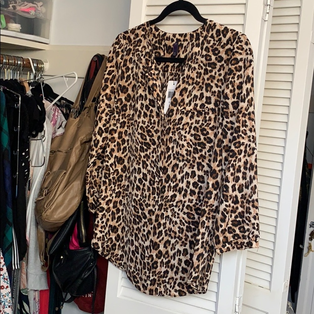 NYDj XS leopard print top